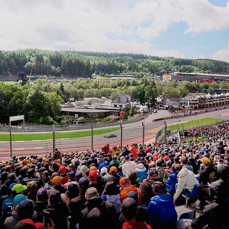 Grandprixcamp Closest To The Track Including Track View Stavelot Kültér fotó